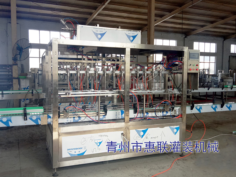 直線灌裝機(jī)